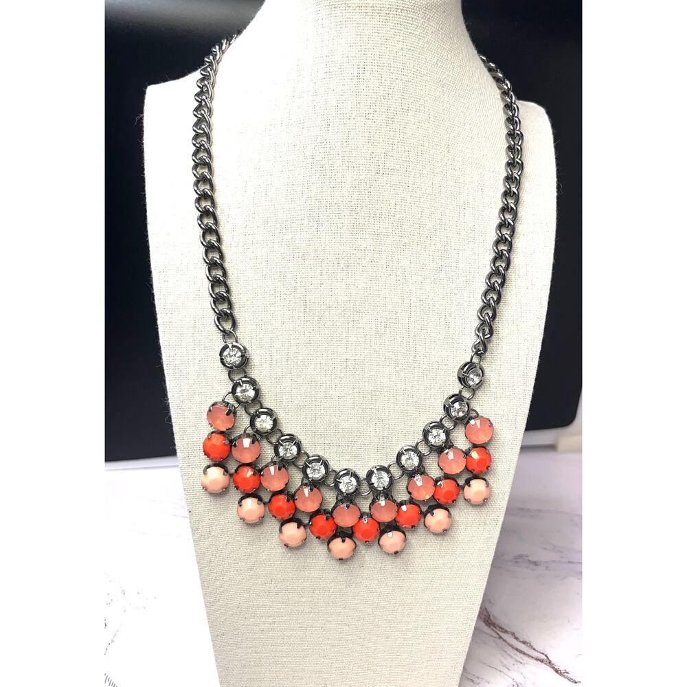 Pre-Owned Simple Vera Wang Bib Necklace